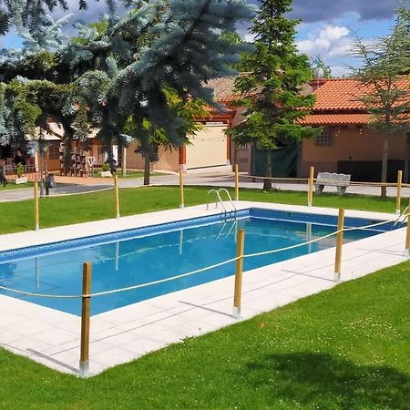 Palacio Del Conde De Rebolledo Villaviciosa de la Ribera Dış mekan fotoğraf