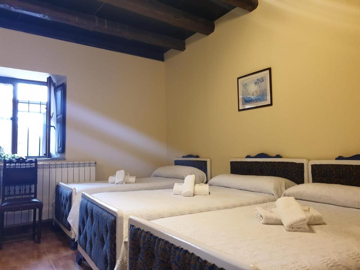 Palacio Del Conde De Rebolledo Villaviciosa de la Ribera Oda fotoğraf