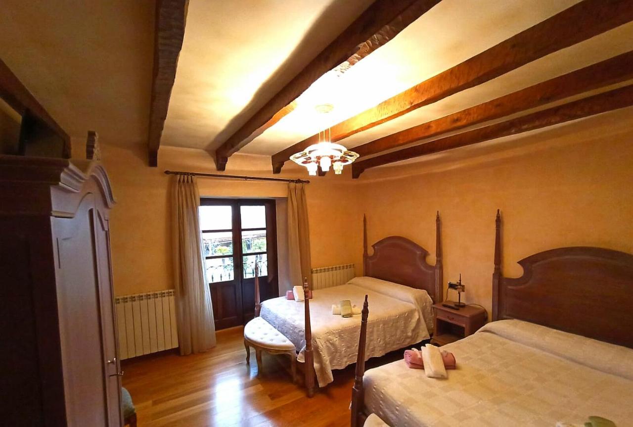 Palacio Del Conde De Rebolledo Villaviciosa de la Ribera Dış mekan fotoğraf