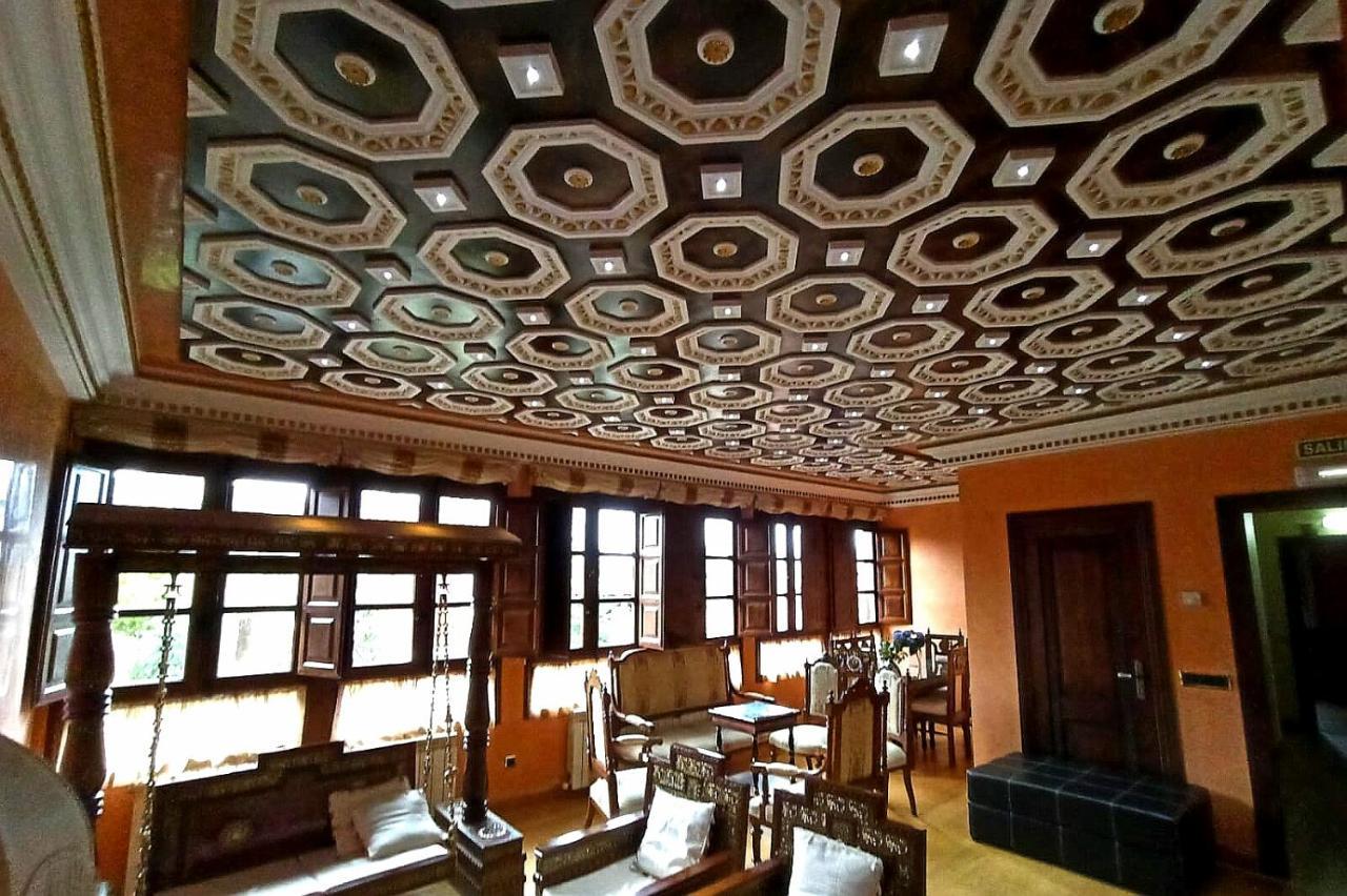 Palacio Del Conde De Rebolledo Villaviciosa de la Ribera Dış mekan fotoğraf