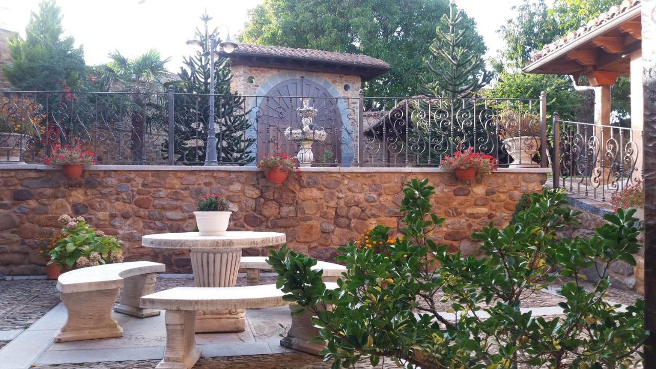Palacio Del Conde De Rebolledo Villaviciosa de la Ribera Dış mekan fotoğraf