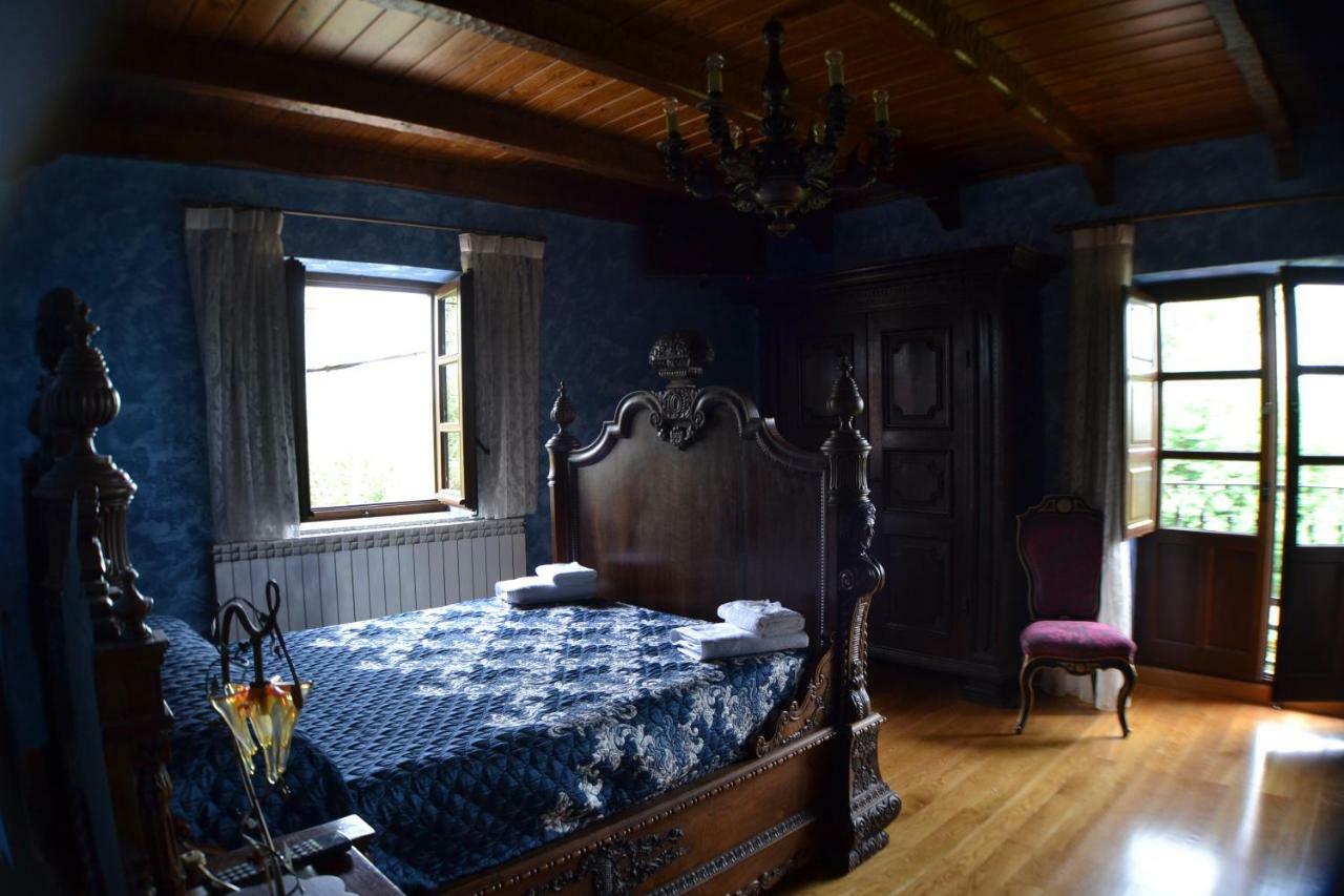 Palacio Del Conde De Rebolledo Villaviciosa de la Ribera Dış mekan fotoğraf