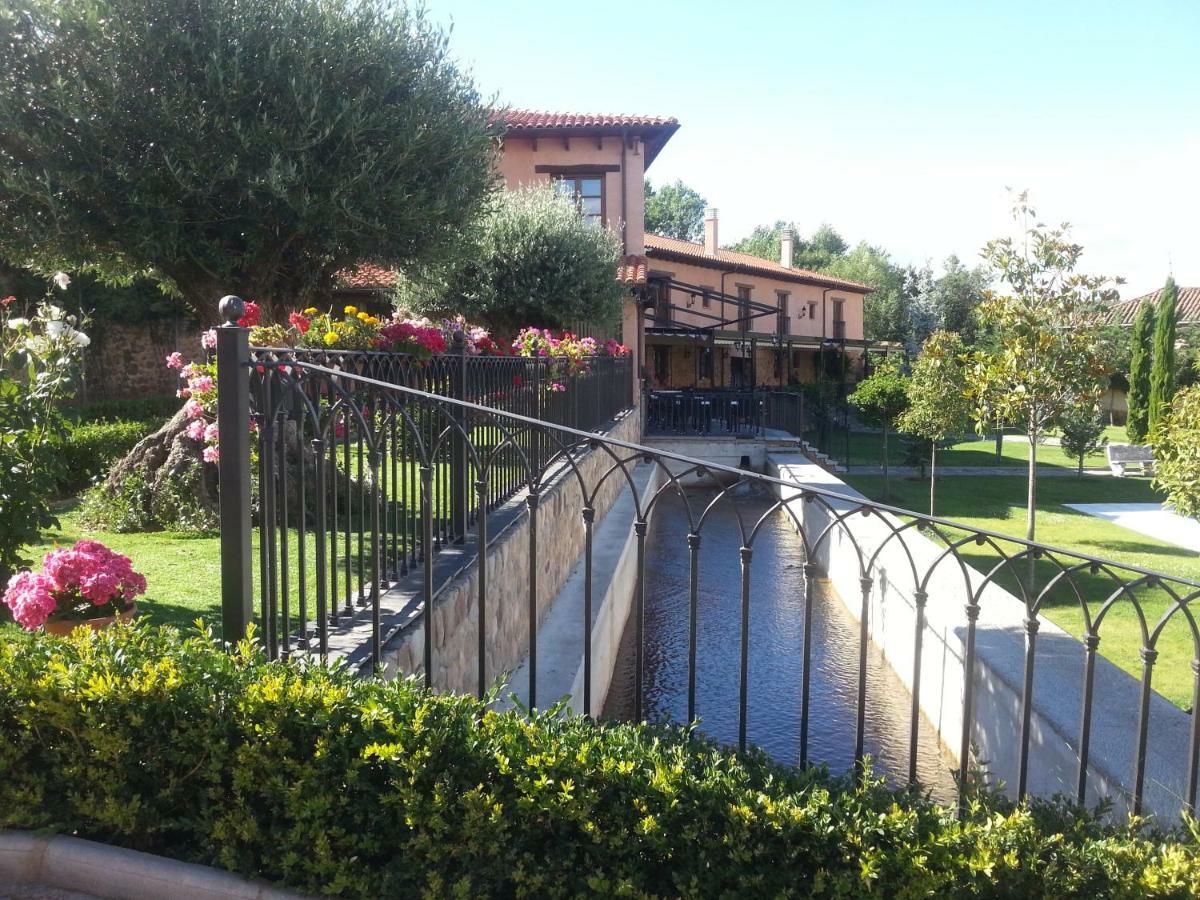 Palacio Del Conde De Rebolledo Villaviciosa de la Ribera Dış mekan fotoğraf